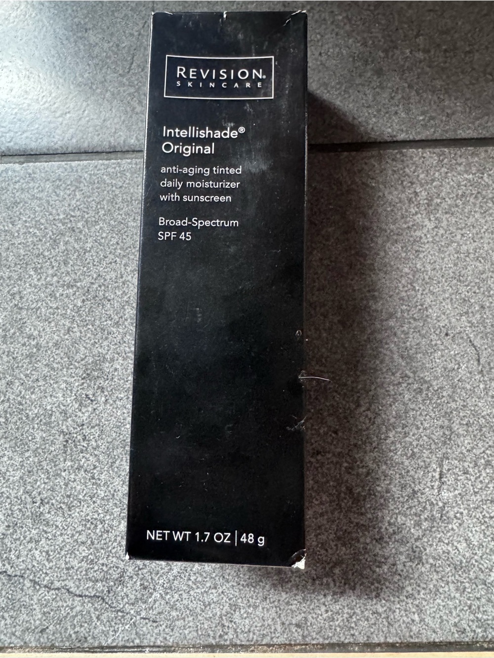 Revision Skincare Intellishade Original SPF 45 Tinted Moisturizer - Black
